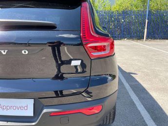 Volvo XC40 Recharge 1.5 T4 Recharge PHEV R DESIGN 5dr Auto