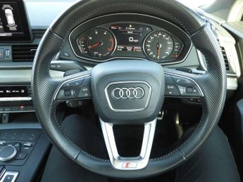 Audi Q5 40 TDI Quattro S Line 5dr S Tronic