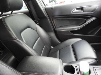 Mercedes-Benz GLA GLA 200d Sport 5dr Auto
