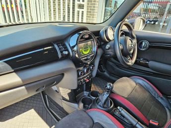 MINI Hatchback 1.5 1499 GT Edition 3dr