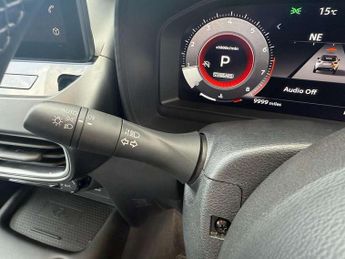 Nissan Juke 1.0 DiG-T N-Connecta 5dr DCT