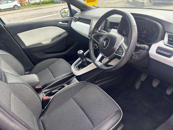Renault Clio 1.0 TCe 90 SE Edition 5dr