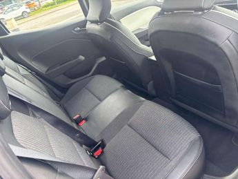 Renault Clio 1.0 TCe 90 SE Edition 5dr