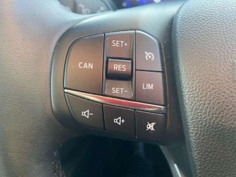 Ford Focus 1.0 EcoBoost Hybrid mHEV Titanium X 5dr Auto