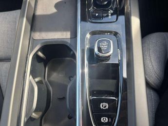 Volvo XC60 2.0 T8 [455] RC PHEV Ultimate Dark 5dr AWD Gtron