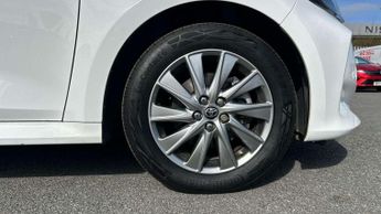 Toyota Yaris 1.5 Hybrid Icon 5dr CVT