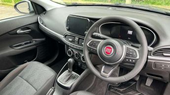 Fiat Tipo Cross 1.5 Hybrid 48V Cross Garmin 5dr DDCT
