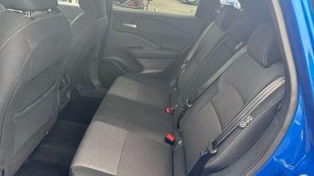 Nissan Qashqai 1.3 DiG-T MH 158 N-Connecta 5dr Xtronic