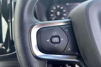 Volvo XC40 2.0 B4P R DESIGN 5dr AWD Auto