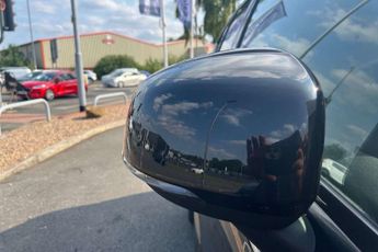 Volvo XC40 2.0 B4P R DESIGN 5dr AWD Auto