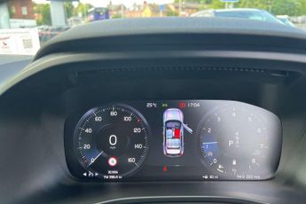 Volvo XC40 2.0 B4P R DESIGN 5dr AWD Auto