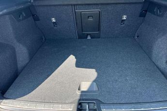 Volvo XC40 2.0 B5P Inscription Pro 5dr AWD Auto