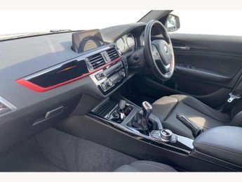 BMW 1 Series 118i [1.5] Sport 5dr [Nav]