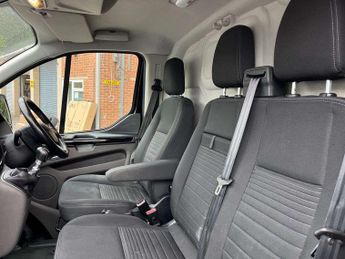 Ford Transit Custom 2.0 EcoBlue 130ps Low Roof Limited Van