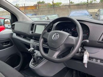 Vauxhall Vivaro 2900 1.5d 100PS Dynamic H1 Van