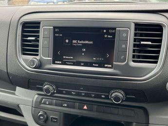 Vauxhall Vivaro 2900 1.5d 100PS Dynamic H1 Van
