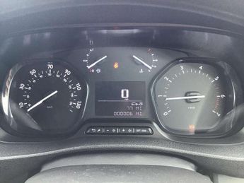 Vauxhall Vivaro 3100 2.0d 145PS Pro H1 Van