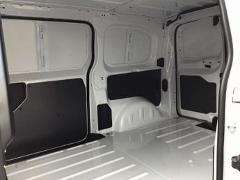 Vauxhall Vivaro 3100 2.0d 145PS Pro H1 Van