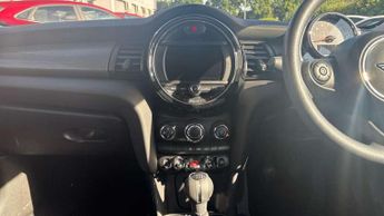 MINI Hatchback 5dr 1.5 Cooper Classic II 5dr