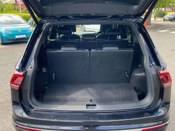 Volkswagen Tiguan Allspace 1.5 TSI EVO R-Line Tech 5dr DSG