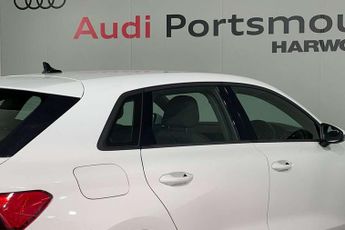 Audi A3 30 TFSI Technik 5dr