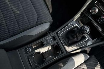 Volkswagen Golf 1.5 TSI EVO 150 R-Line 5dr