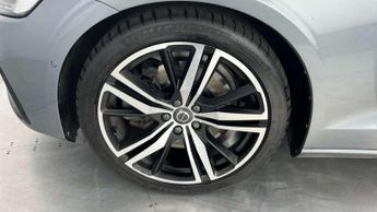 Volvo V60 2.0 T5 [250] R DESIGN Plus 5dr Auto