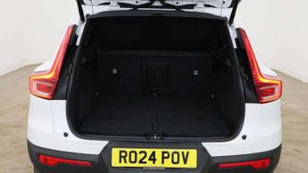 Volvo XC40 2.0 B3P Plus Dark 5dr Auto