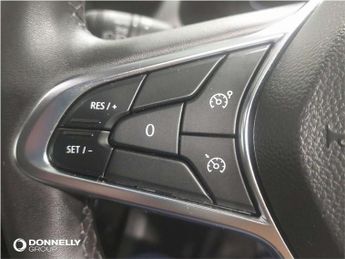 Renault Captur 1.6 E-Tech full hybrid 145 Techno 5dr Auto