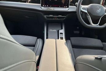 Volkswagen Passat Estate 1.5 eTSI Elegance 5dr DSG