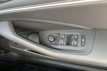 Volkswagen Passat Estate 1.5 eTSI Elegance 5dr DSG