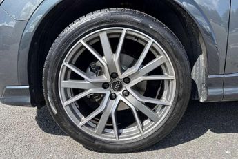 Audi Q3 35 TFSI Black Edition 5dr S Tronic [20" Alloy]