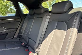 Audi Q3 35 TFSI Black Edition 5dr S Tronic [20" Alloy]