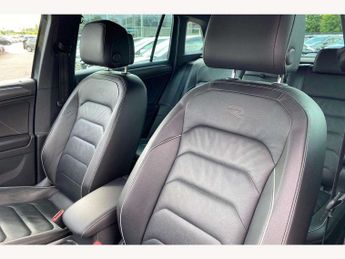 Volkswagen Tiguan 2.0 TDI R-Line 5dr DSG