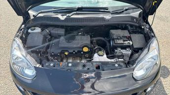 Vauxhall Adam 1.2i Energised 3dr