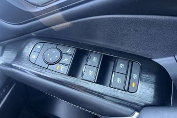 Nissan Qashqai 1.3 DiG-T MH 158 N-Connecta 5dr Xtronic