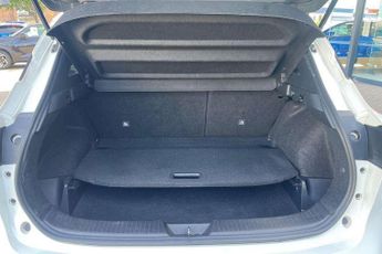 Nissan Qashqai 1.3 DiG-T MH 158 N-Connecta 5dr Xtronic
