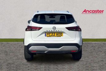 Nissan Qashqai 1.3 DiG-T MH 158 N-Connecta 5dr Xtronic