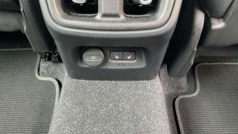 Volvo XC40 2.0 B4P Plus Dark 5dr AWD Auto