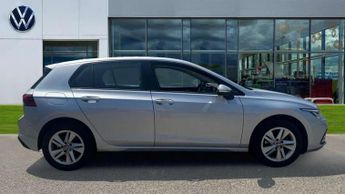 Volkswagen Golf 2.0 TDI Life 5dr