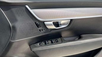 Volvo S90 2.0 T8 [390] Hybrid R DESIGN Plus 4dr AWD Gtron