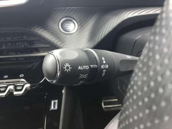 Peugeot 2008 1.2 PureTech 130 GT Premium 5dr EAT8