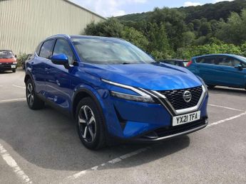 Nissan Qashqai 1.3 DiG-T MH Premiere Edition 5dr