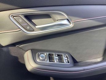 MG HS 1.5 T-GDI PHEV SE 5dr Auto