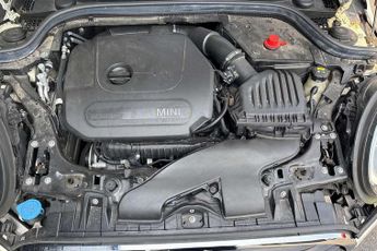 MINI Hatchback 1.5 Cooper Classic II 3dr