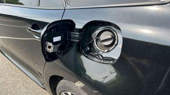 Toyota Corolla Touring Sport 1.8 Hybrid Design 5dr CVT