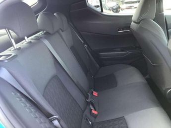 Toyota C-HR 1.8 Hybrid Design 5dr CVT