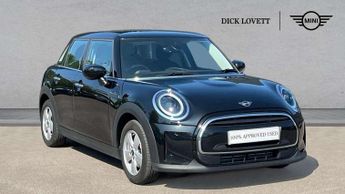MINI Hatch 1.5 Cooper Classic 5dr [Comfort/Nav Pack]
