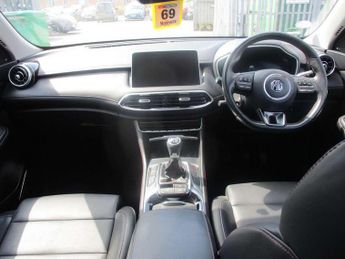 MG HS 1.5 T-GDI Excite 5dr