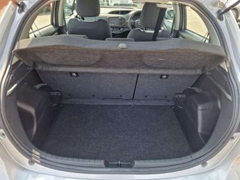 Toyota Yaris 1.5 Hybrid Icon 5dr CVT